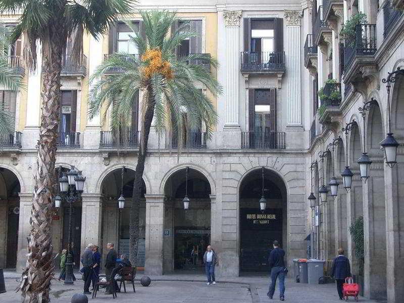Roma Reial Hotel Barcelona Bagian luar foto