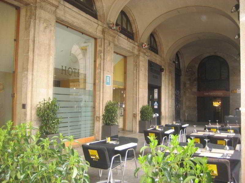 Roma Reial Hotel Barcelona Bagian luar foto