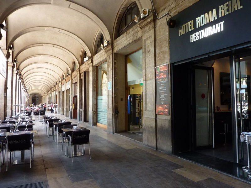 Roma Reial Hotel Barcelona Bagian luar foto