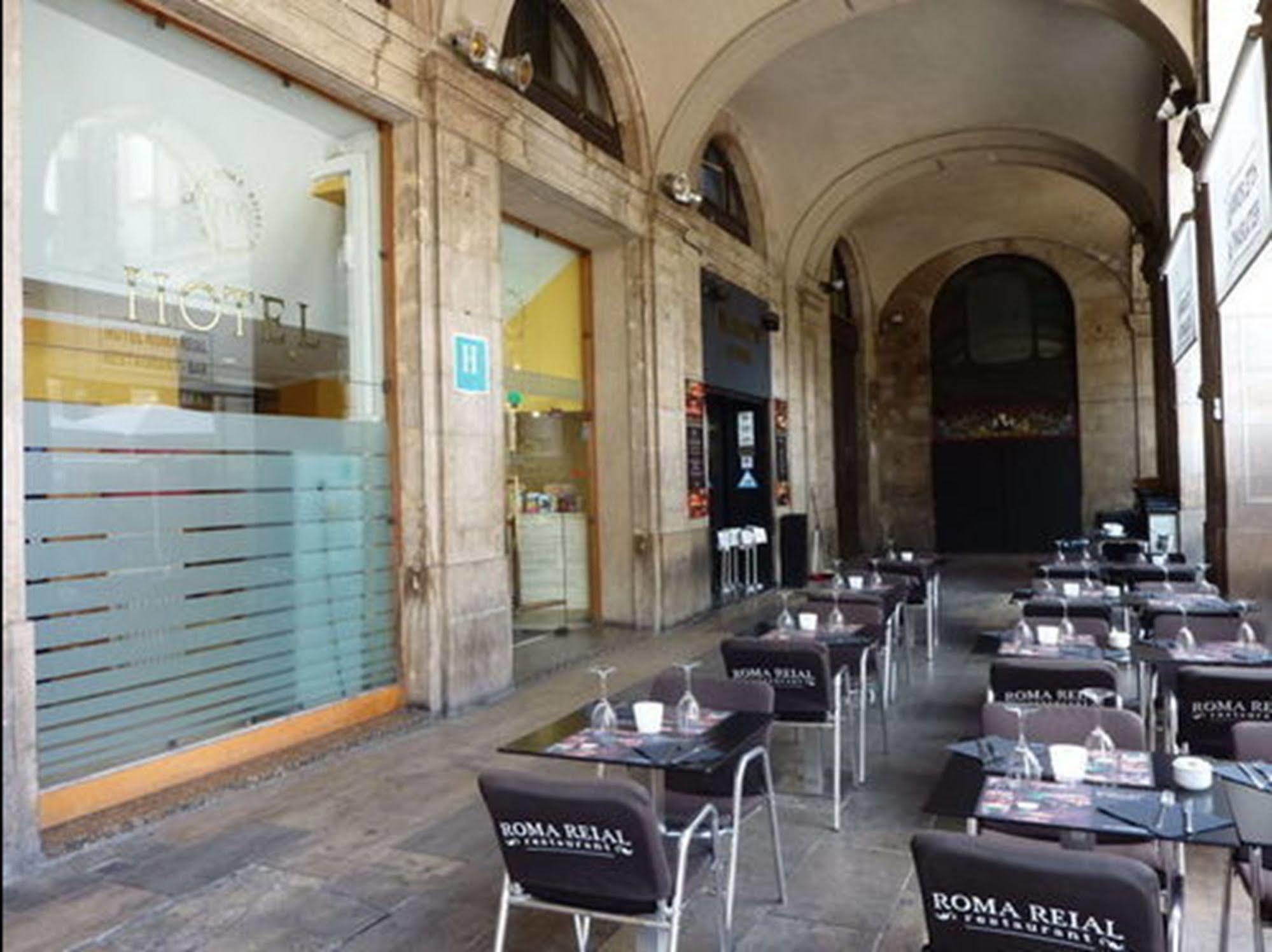 Roma Reial Hotel Barcelona Bagian luar foto